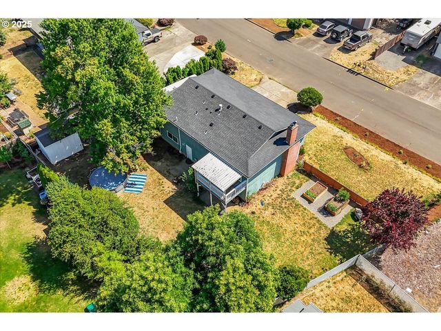 18741 ALLEGHENY Dr, Oregon City, OR 97045