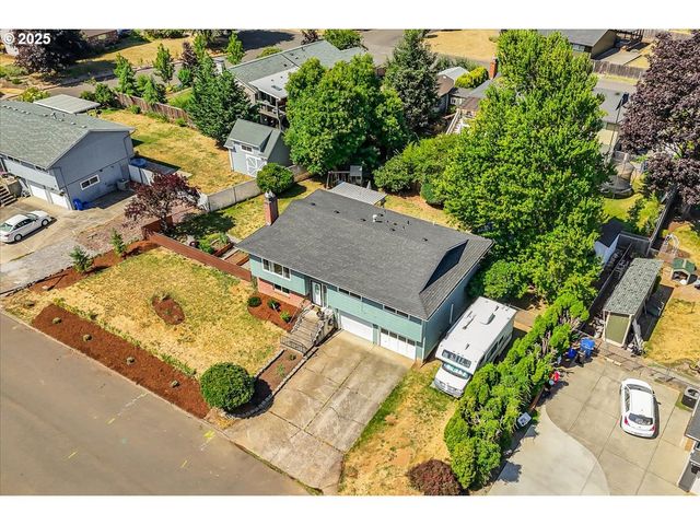 18741 ALLEGHENY Dr, Oregon City, OR 97045
