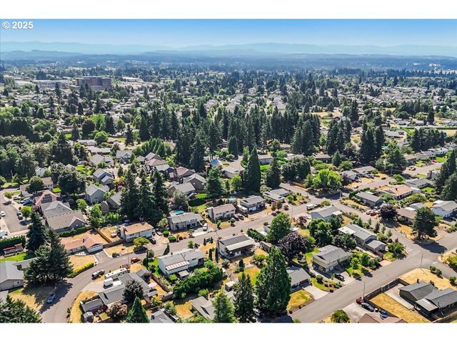 18741 ALLEGHENY Dr, Oregon City, OR 97045