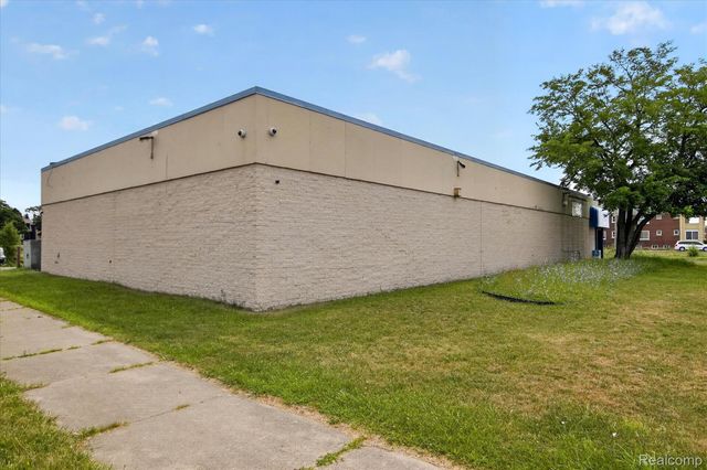 9600 Dexter Avenue, Detroit, MI 48206
