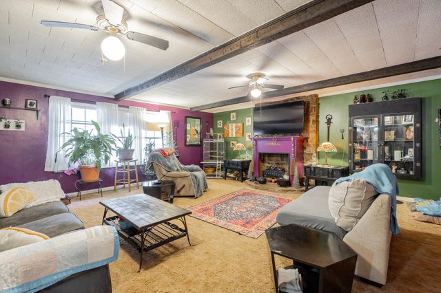 2582 E Valley Road, Jasper, TN 37347