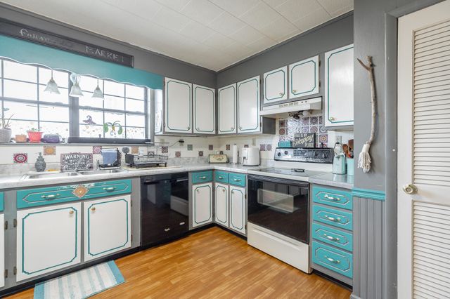 2582 E Valley Road, Jasper, TN 37347