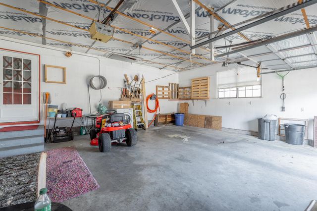 2582 E Valley Road, Jasper, TN 37347