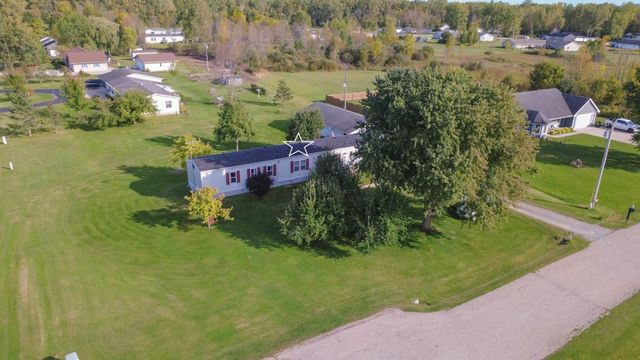 886 LILLY ROAD, Little Suamico, WI 54141