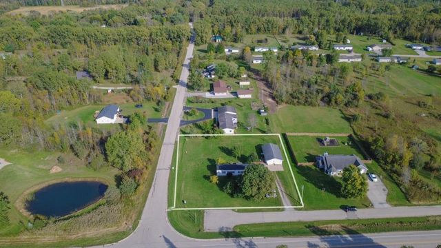 886 LILLY ROAD, Little Suamico, WI 54141
