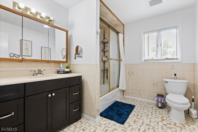 70 Robert St, Wharton Boro, NJ 07885