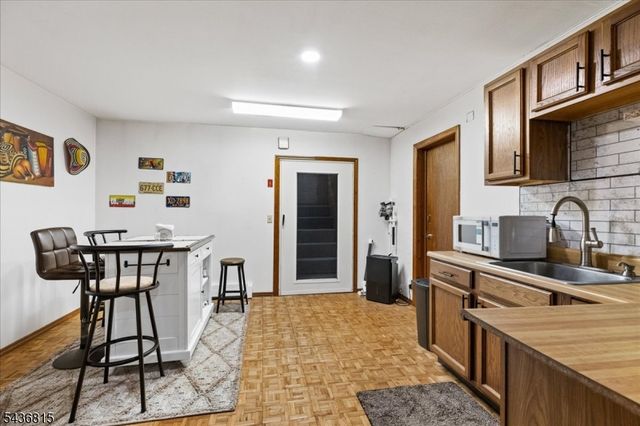 70 Robert St, Wharton Boro, NJ 07885
