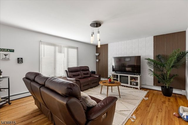 70 Robert St, Wharton Boro, NJ 07885