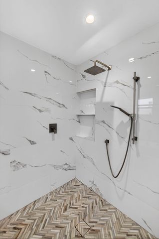 4460 NE 26th Avenue, Lighthouse Point, FL 33064