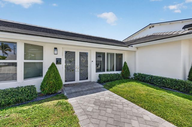 4460 NE 26th Avenue, Lighthouse Point, FL 33064