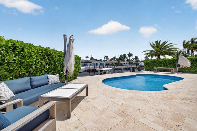 4460 NE 26th Avenue, Lighthouse Point, FL 33064