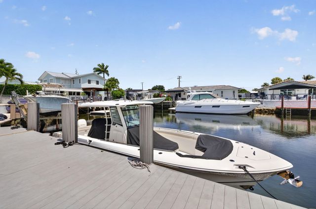 4460 NE 26th Avenue, Lighthouse Point, FL 33064