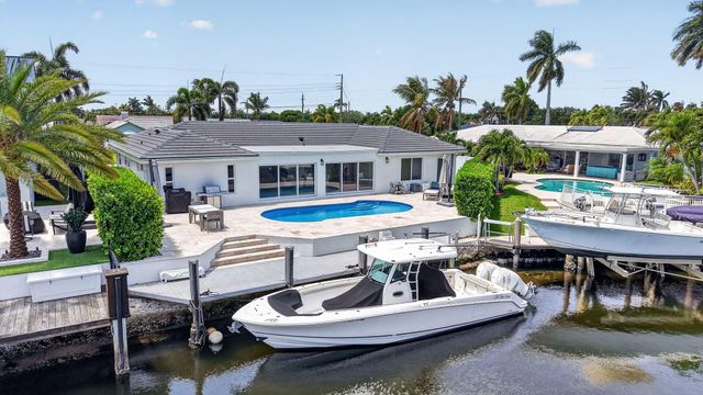 4460 NE 26th Avenue, Lighthouse Point, FL 33064