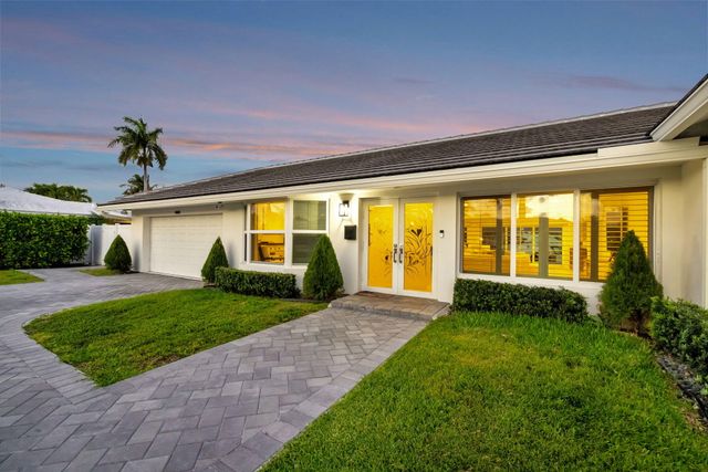 4460 NE 26th Avenue, Lighthouse Point, FL 33064