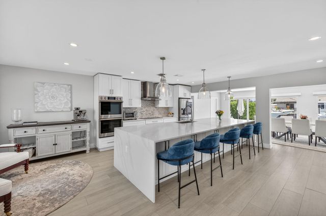 4460 NE 26th Avenue, Lighthouse Point, FL 33064