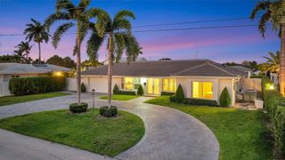 4460 NE 26th Avenue, Lighthouse Point, FL 33064