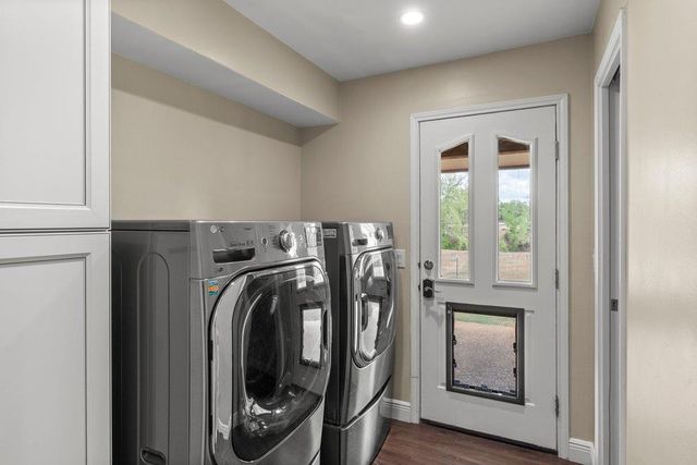 154 Shore Line DR, Bastrop, TX 78602