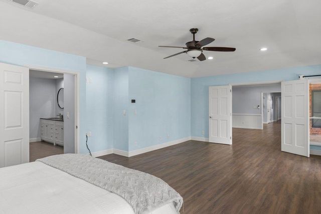 154 Shore Line DR, Bastrop, TX 78602