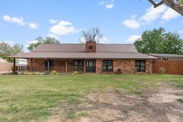 154 Shore Line DR, Bastrop, TX 78602