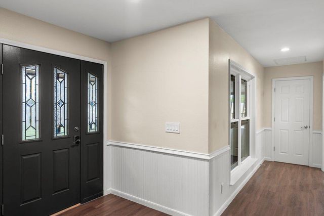 154 Shore Line DR, Bastrop, TX 78602