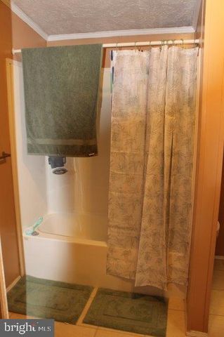 144 CEDAR DR, Quakertown, PA 18951