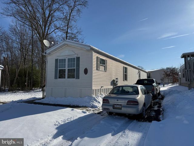 144 CEDAR DR, Quakertown, PA 18951