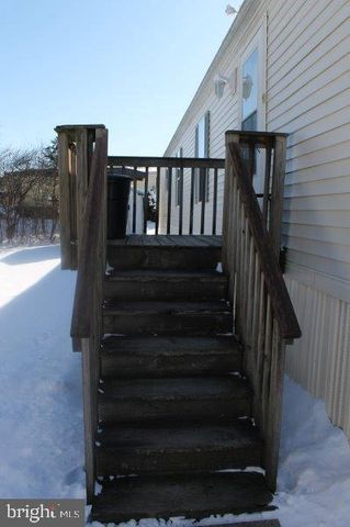 144 CEDAR DR, Quakertown, PA 18951