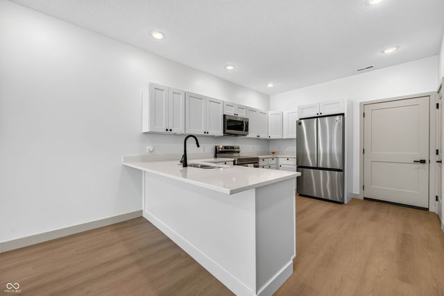 41 S Beatty Street, Columbus, IN 47201