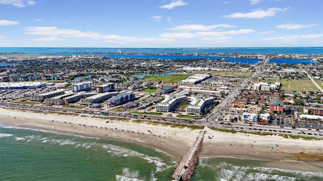 6102 Seawall Boulevard 254, Galveston, TX 77551