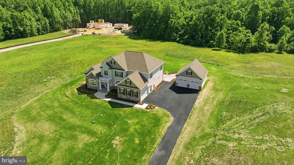 Image 6 of property listing at 985 BOUNTY PLACE, Owings, MD 20736