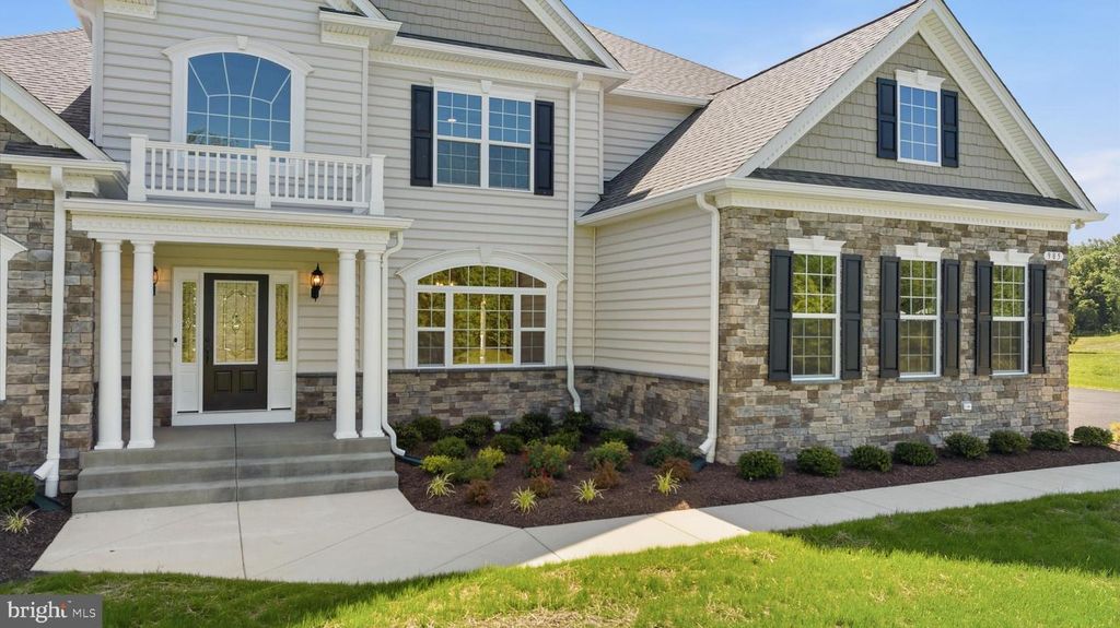 Image 9 of property listing at 985 BOUNTY PLACE, Owings, MD 20736