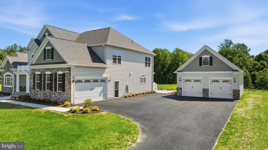 Image 11 of property listing at 985 BOUNTY PLACE, Owings, MD 20736