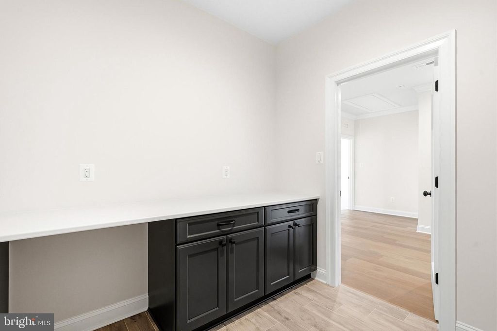 Image 25 of property listing at 985 BOUNTY PLACE, Owings, MD 20736