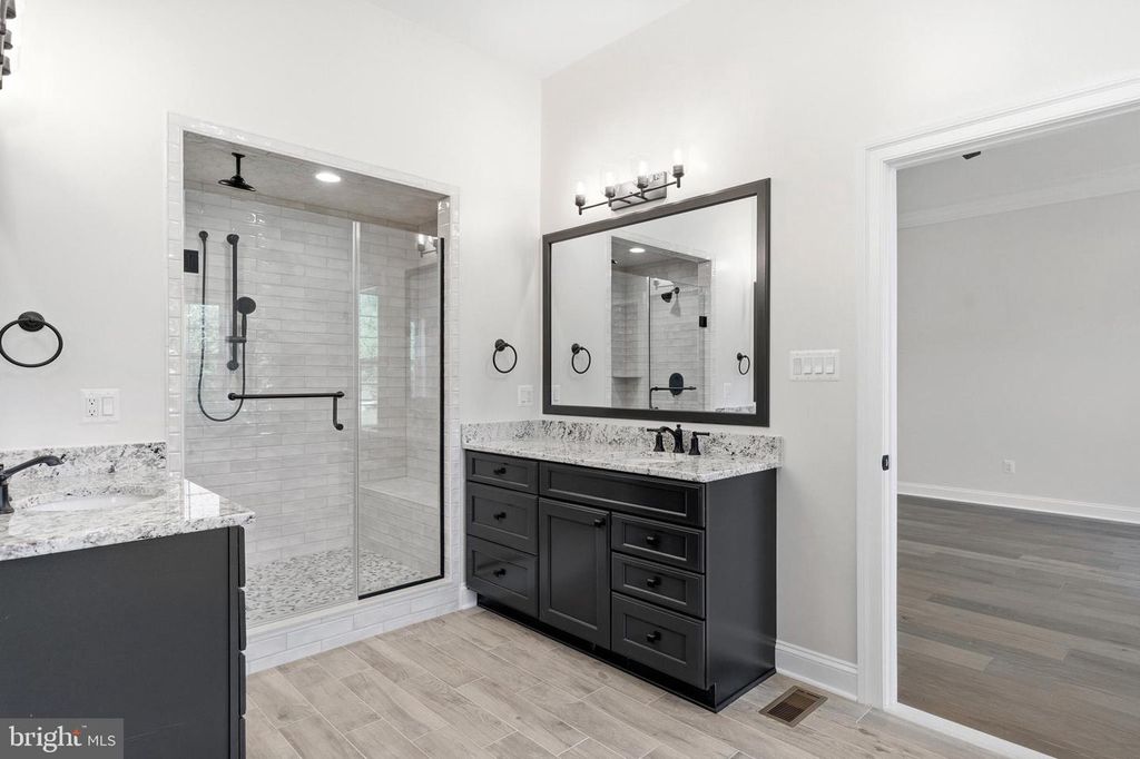 Image 40 of property listing at 985 BOUNTY PLACE, Owings, MD 20736
