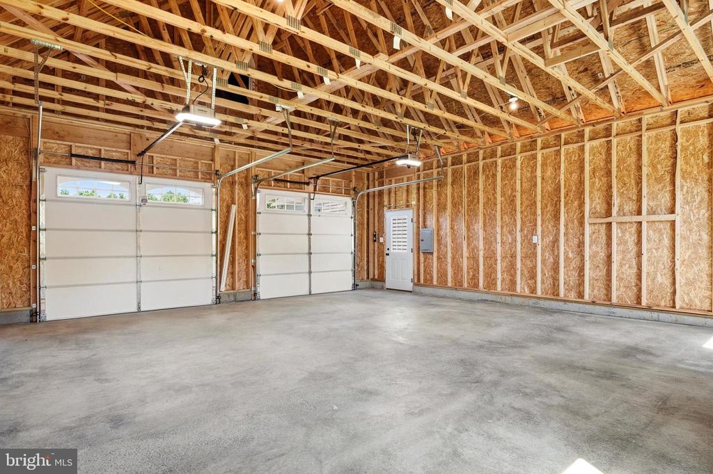 Image 50 of property listing at 985 BOUNTY PLACE, Owings, MD 20736