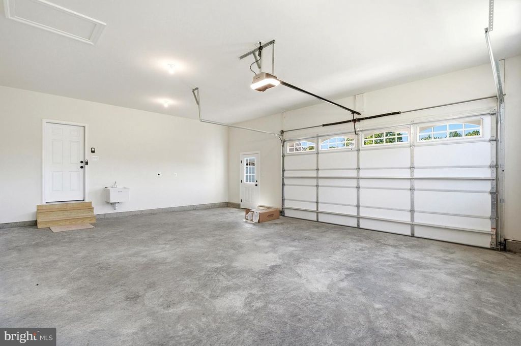 Image 52 of property listing at 985 BOUNTY PLACE, Owings, MD 20736