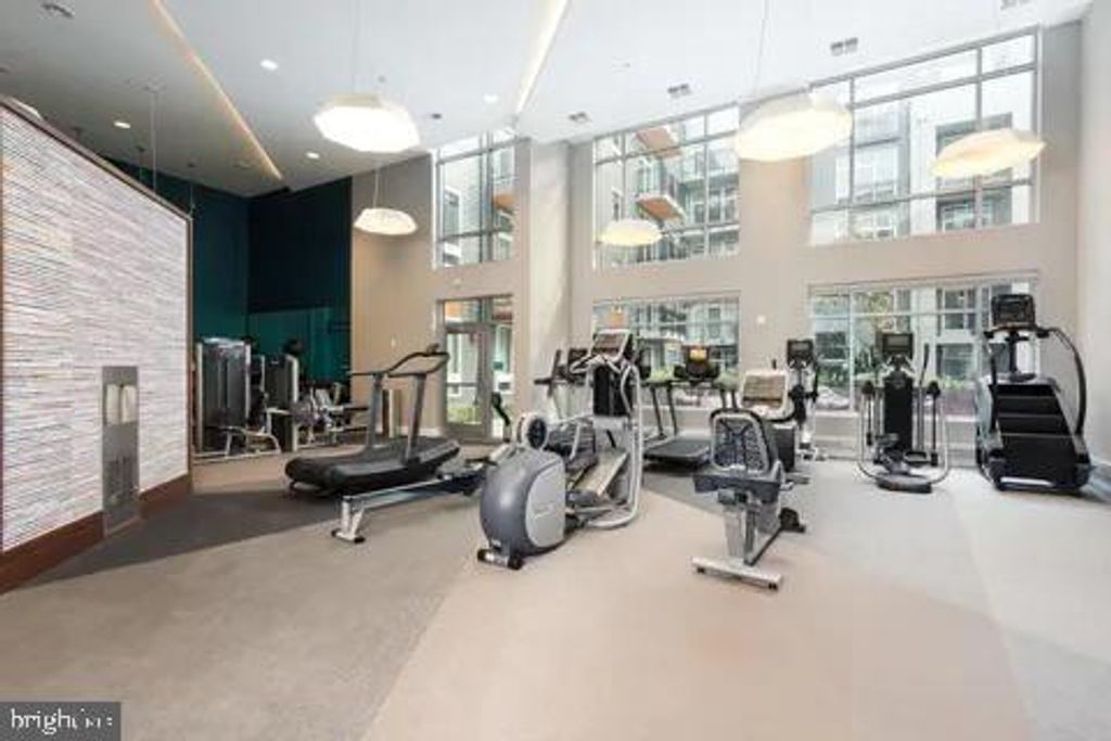 Image 12 of property listing at 145 RIVERHAVEN DR #525, Oxon Hill, MD 20745