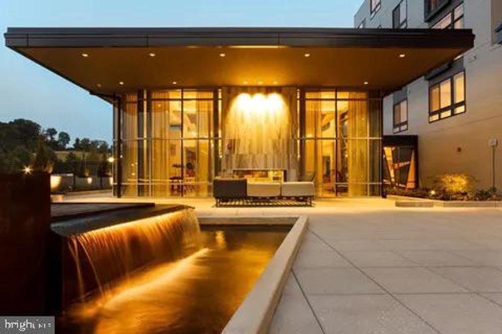 Image 13 of property listing at 145 RIVERHAVEN DR #525, Oxon Hill, MD 20745