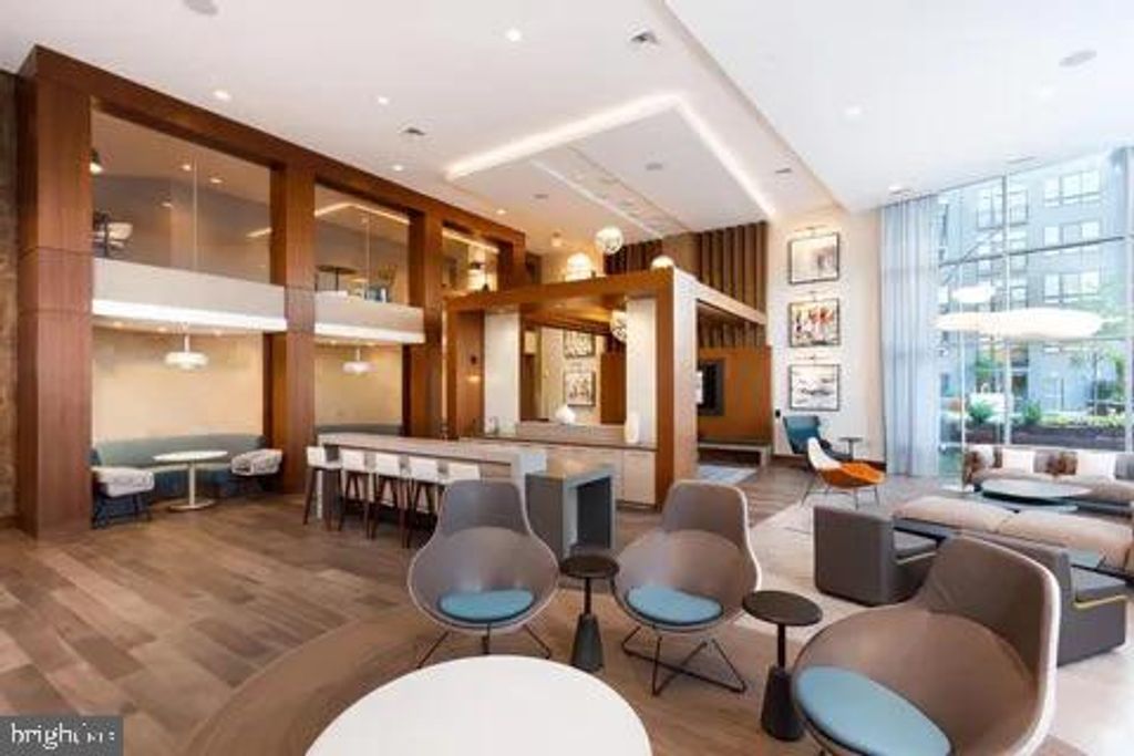 Image 8 of property listing at 145 RIVERHAVEN DR #525, Oxon Hill, MD 20745