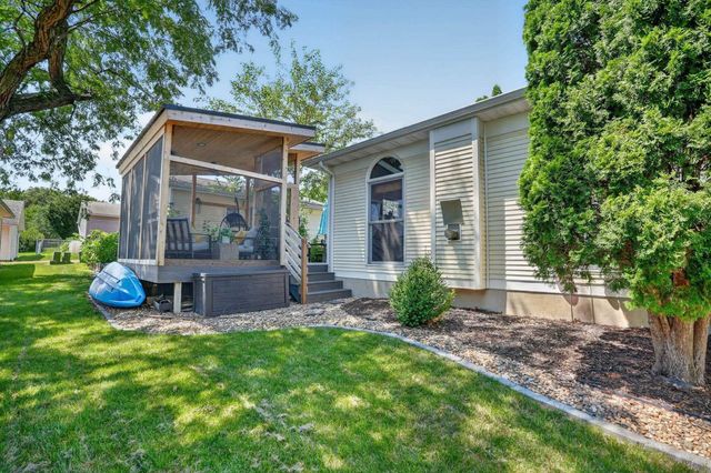 1703 Clay Street, Cedar Falls, IA 50613