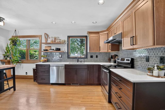 1703 Clay Street, Cedar Falls, IA 50613