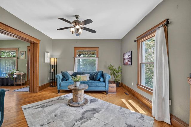 1703 Clay Street, Cedar Falls, IA 50613