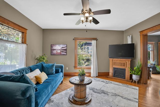 1703 Clay Street, Cedar Falls, IA 50613