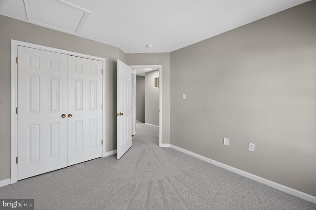 67 QUARTZ RD, Martinsburg, WV 25404