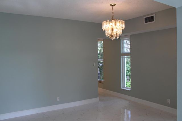 6245 Old Court Road 101, Boca Raton, FL 33433