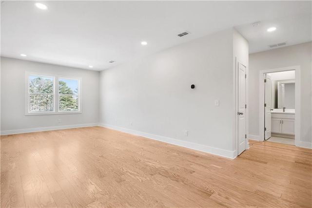 2564 Silver Star NE Drive, Marietta, GA 30066