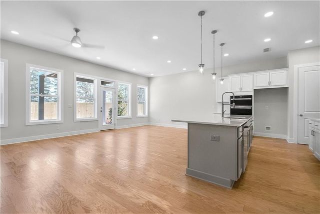 2564 Silver Star NE Drive, Marietta, GA 30066