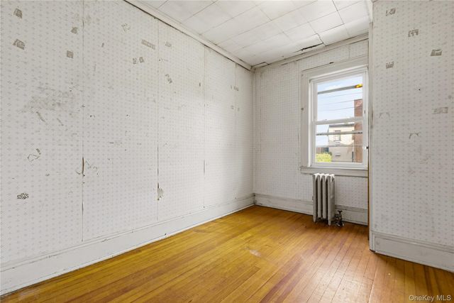 61-24 65th Street, Middle Village, NY 11379