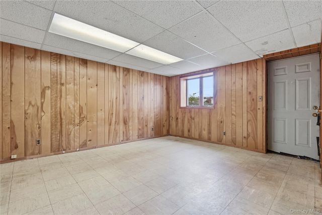 61-24 65th Street, Middle Village, NY 11379