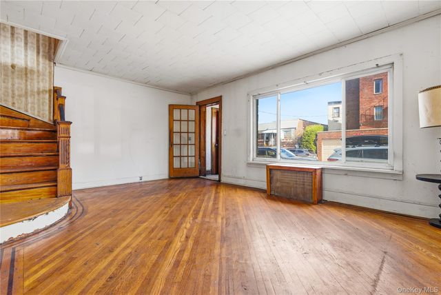 61-24 65th Street, Middle Village, NY 11379